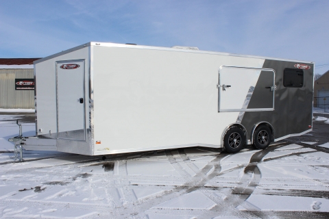 Enclosed Trailers Keep Out the Elements